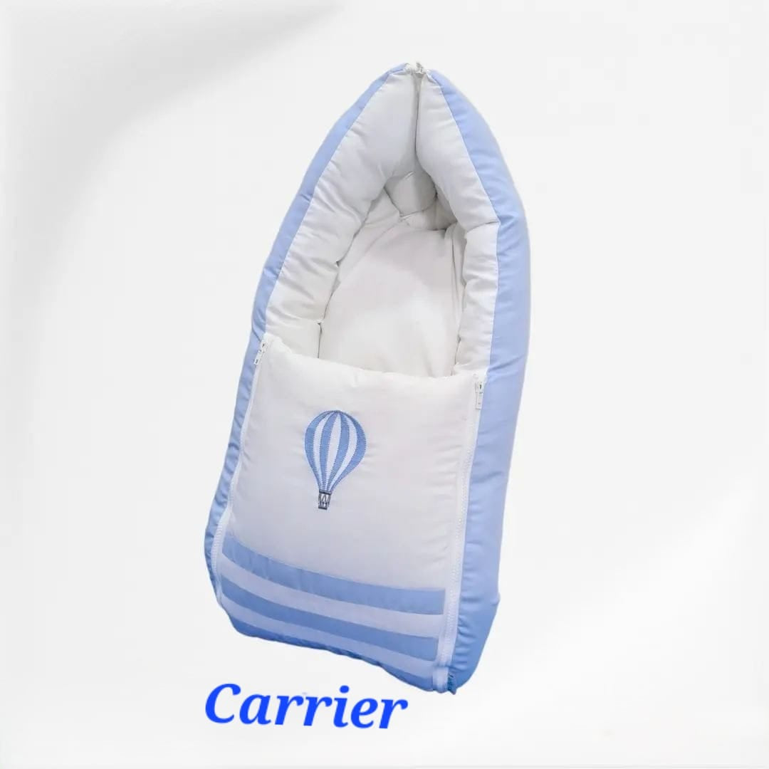 Up in the clouds  : On-the-Go Luxury Duo